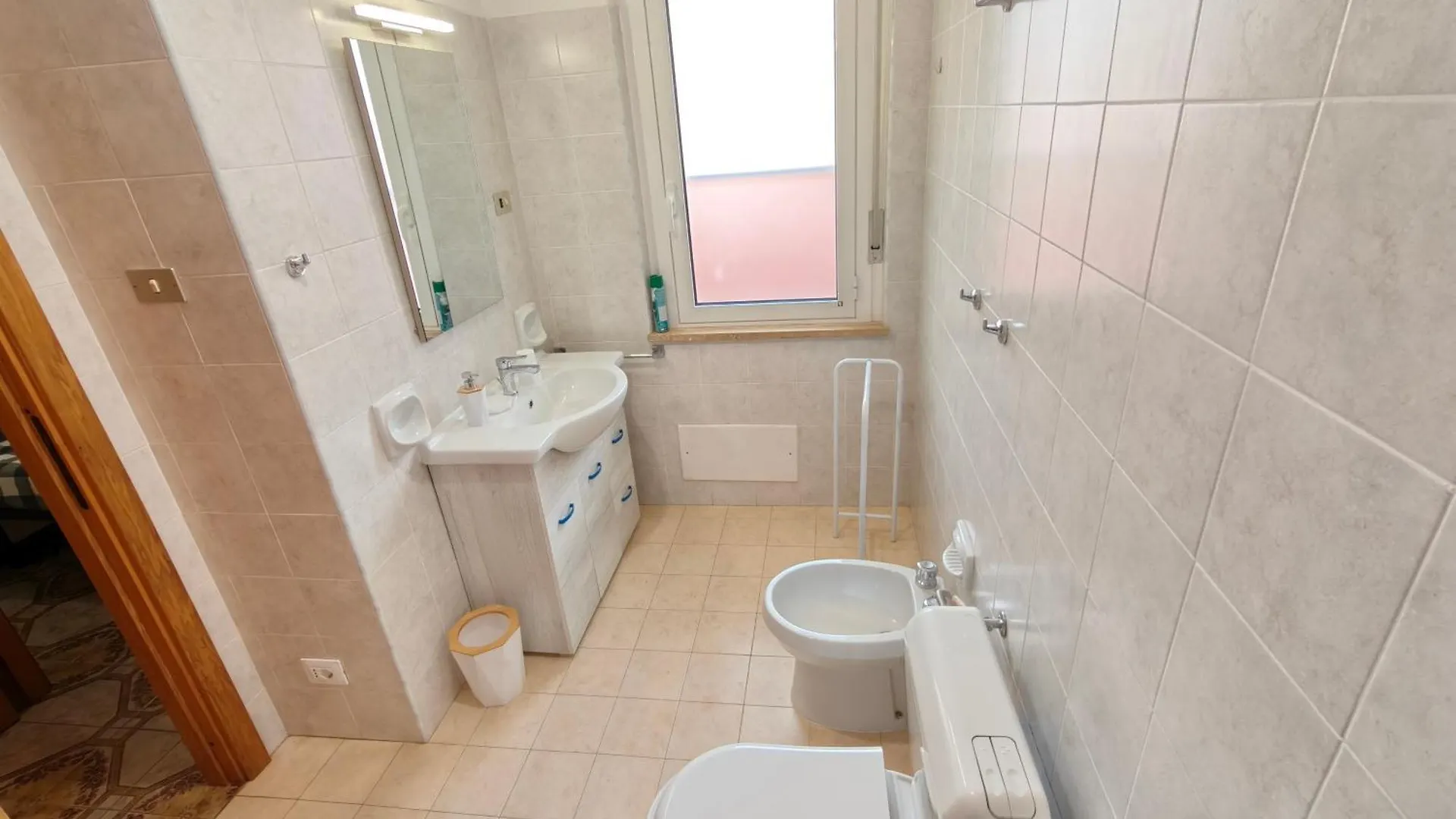 La Perla Rossa - Alghero Lido, Vicino Al Mare Apartment